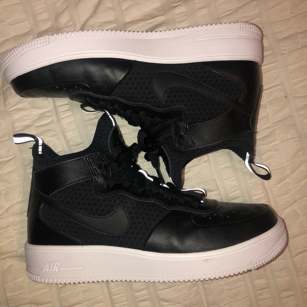 Air force 1 ultraforce mid